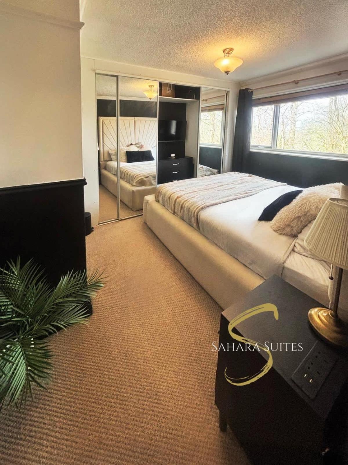 Stylish 2Bed - Manchester - Free Parking Хайд Экстерьер фото
